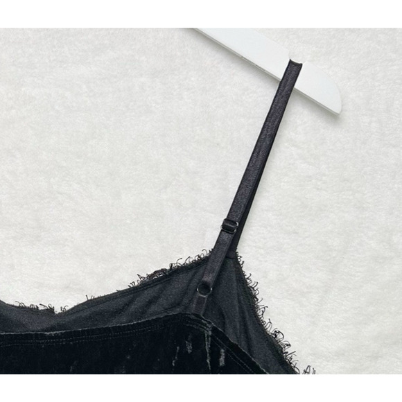 Black Crushed Velvet Cami Lace Trim Whimsy Fairy Goth Fairygrunge Y2K Sz XL - Picture 5 of 8